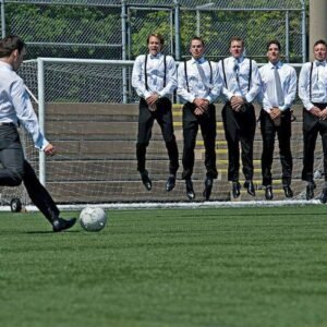 VALE 1 ANO PARA A NOIVA NÃO PROIBIR O NOIVO DE JOGAR FUTEBOL